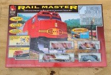 Life Like Trains Rail Master Train Set HO Scale Santa Fe Diesel Sealed New 2007