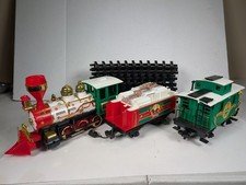christmas-train-set-musical