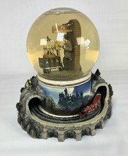 harry-potter-musical-snow-globe
