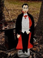 Vintage BELA LUGOSI Dracula Don Featherstone Halloween Lighted Blow Mold *RARE*