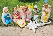 Vintage Blow Mold Nativity Set, 9 Pc. All With Plugs, Likey Need New Bulbs