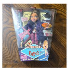 2005 Bratz Welcome to Fabulous Bratz Yasmin 10in Collector Edition Doll NIB