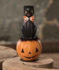 Bethany Lowe Halloween KITTY ON JACK O'LANTERN Black Cat Figurine ML0428 New