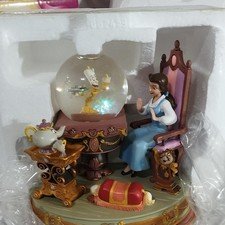 beauty-and-the-beast-snow-globe