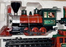 EZTEC North Pole Express Wireless Remote Control 33 Piece Christmas Train Set