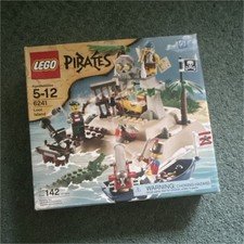LEGO Pirates Loot Island 6241 Complete Set, 142 Pieces, Box & Instructions