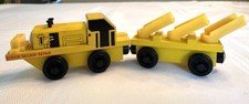Thomas & Friends Wooden Railway Sodor Railway Repair Engine And Loading Car