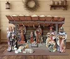 Vintage (11) Piece Porcelain Nativity Set With Large Hay Covered Wooden Stable