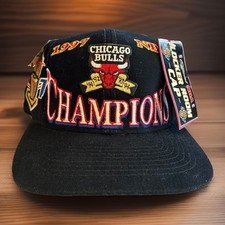 Vintage Chicago Bulls 1997 Championship Snapback Hat Locker Room Cap Logo NWT
