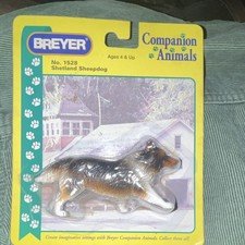 Breyer Companion Animals No. 1528 Shetland Sheepdog Plastic Figure
