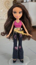 MGA Bratz Yasmin Doll W/ Flower Girlz Jeans 2009 Brown Eyes Beautiful