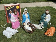 Vintage Empire Blow Mold Nativity 8 piece Lighted Set 27" With Box Works Jesus