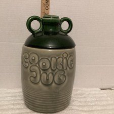 Vintage McCoy 1950s Pottery Cookie Jug Jar With Lid.