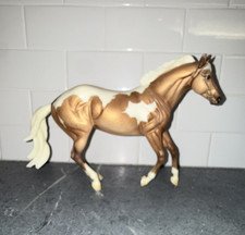 Breyer Horse Model Tan & White Pinto Stallion Plastic Figurine