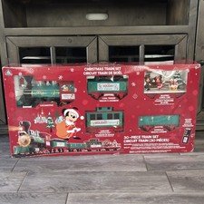 Disney Parks 30 Piece Mickey & Friends Christmas Train Set BRAND NEW