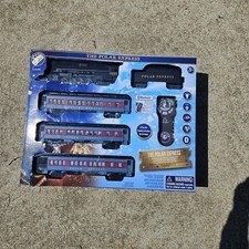LIONEL - The Polar Express Battery O Gauge Toy Train Set with Remote - 712133