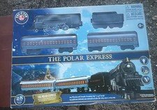 Lionel The Polar Express 28-Piece Battery Operated Train Set 7-11925 NEW/SEALED!