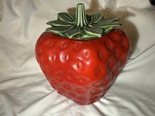 McCoy 263 Strawberry Cookie Jar Red Green Ceramic Canister w/Lid USA Vintage