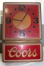 VINTAGE ADOLPH COORS CO 1986 LIGHTED BREWERIANA BEER WALL CLOCK ELECTRIC WORKS