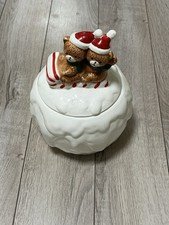 Vintage Christmas Themed Ceramic Cookie Jar Made On Taiwan