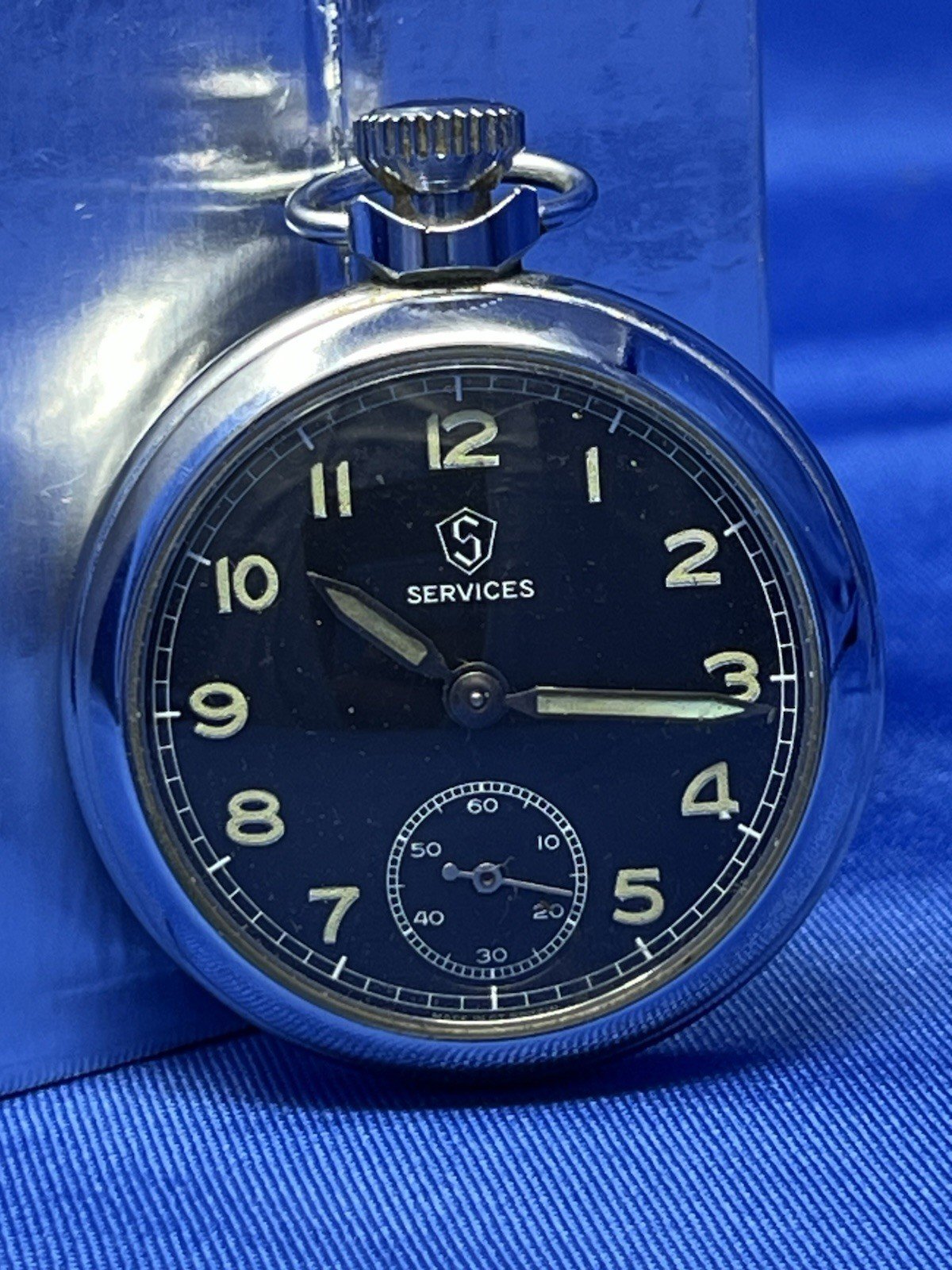 1940s SERVICES Pocket Watch Made In Great Britain Smiths Industries Limited READ