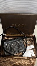 vintage-gucci-crossbody-bag
