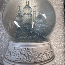 Brand New Sealed Wizarding Trunk Harry Potter Yule Ball Snow Globe