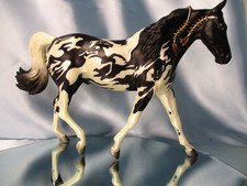 Breyer Horse RARE SR Masquerade Connoisseur #90114 black and white pearl pinto