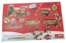 Disney Mickey Mouse Holiday Express 21-piece Train Set 15ft New