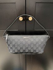 Gucci GG Canvas Boat Pre-Loved Vintage Shoulder Bag Black Silver Hardware