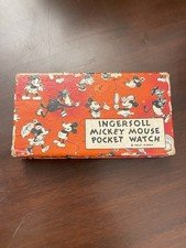 mickey-mouse-pocket-watch