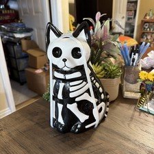Jack O Lantern Lane Black & White Ceramic Skeleton Cat Cookie Jar