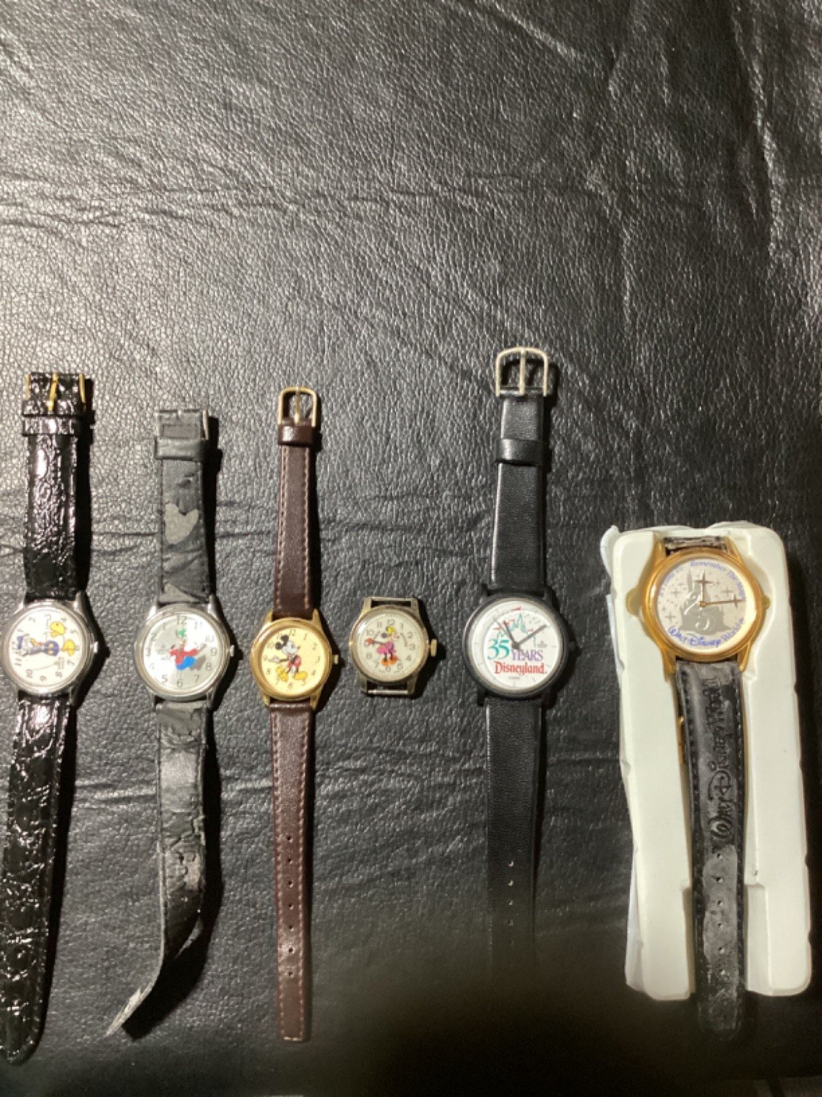 vintage-disney-watches