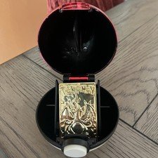23-karat-gold-charizard