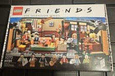 Sealed LEGO Friends The Television Series - Central Perk (21319) 1070 pcs