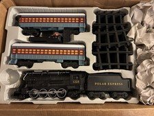 The Polar Express Train Set w/ Locomotive, Passenger Car & Track, Christmas