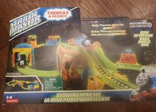 thomas-and-friends-trackmaster-glowing-mine-set