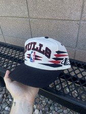 Vintage 90s Chicago Bulls Logo Athletic Snapback Hat Dennis Diamond Cut