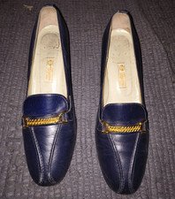 Vintage Gucci Women’s Navy Leather Pump Slip-On Block Heel Gold Tone Hardware
