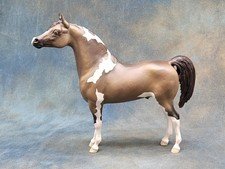 Breyer Proud Arabian Custom Dapple Dark Chestnut Overo Horse Model Tau mawaldees