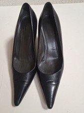 vintage-gucci-heels