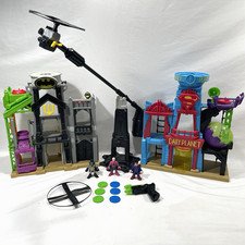 Imaginext DC Super Friends Hero Flight City Superman Batman Gotham 98% Complete!