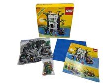 LEGO Castle 6077: Forestmen's River Fortress 100% Complete w/ Box & Instructions