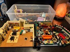 LEGO Icons: The Friends Apartments (10292) and Friends Central Perk (21319)