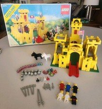 LEGO YELLOW CASTLE (375/6075) Vintage Set ~ Original Box ~ READ