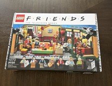 NIB LEGO Ideas Friends TV Series Central Perk Set (21319) Retired