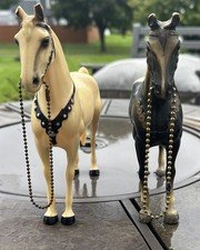 vintage-black-and-white-breyer-horse