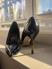 vintage-gucci-heels