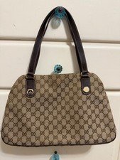 Gucci Charmy shoulder bag, authentic, vintage and in excellent condition.