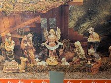 porcelain-nativity-set-with-stable